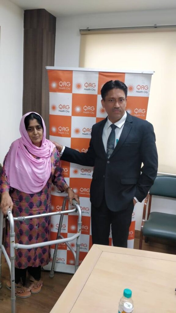 top joint replacement surgeon in delhi 1550612579